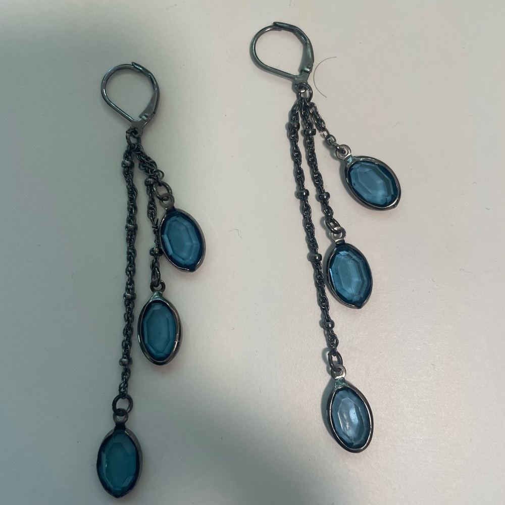 Drop earrings